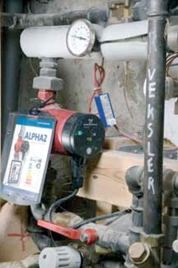      Grundfos Alpha2